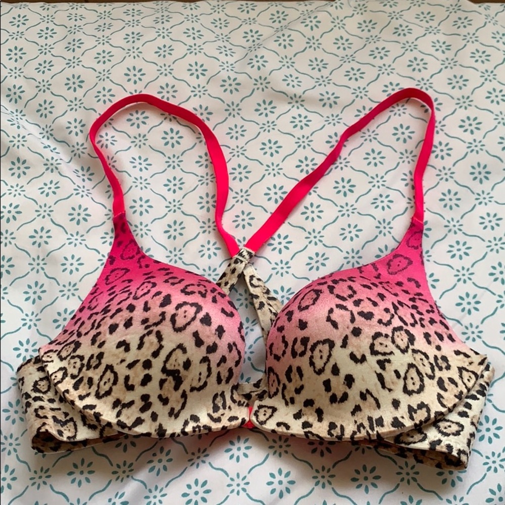 Victoria’s Secret front closure bra